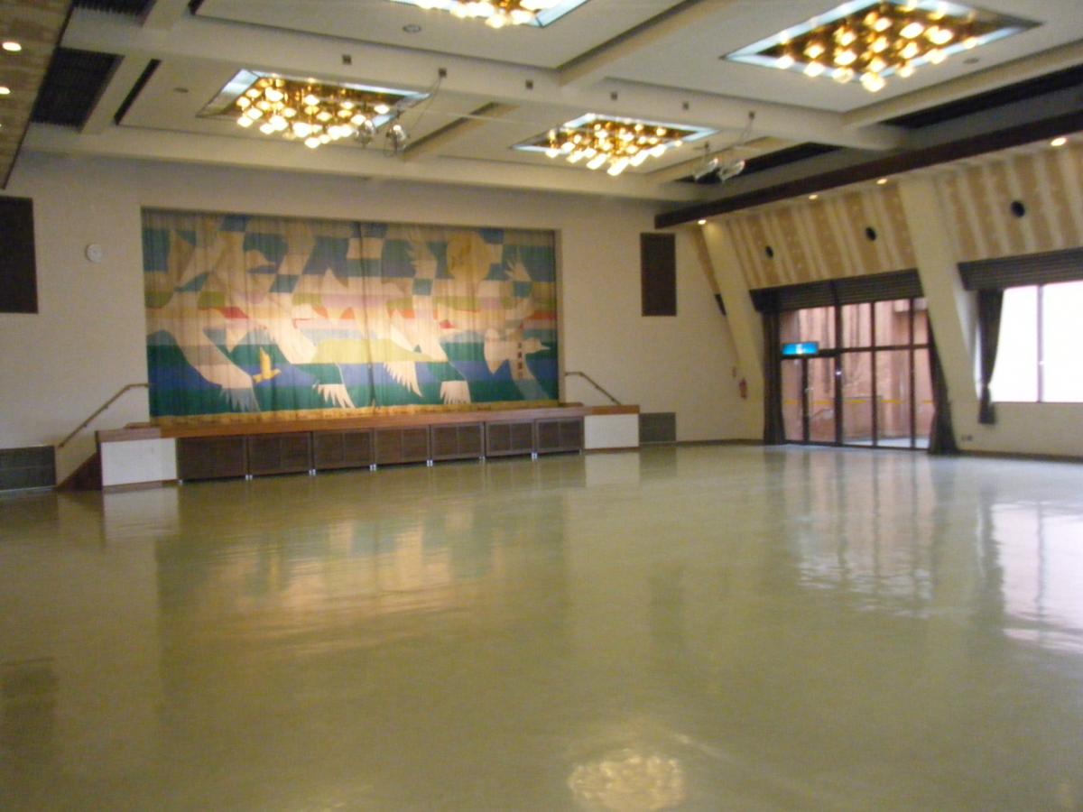 Tomigusuku City Central Community hall