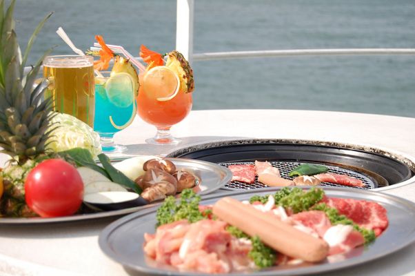 Moby Dick Dinner Cruise