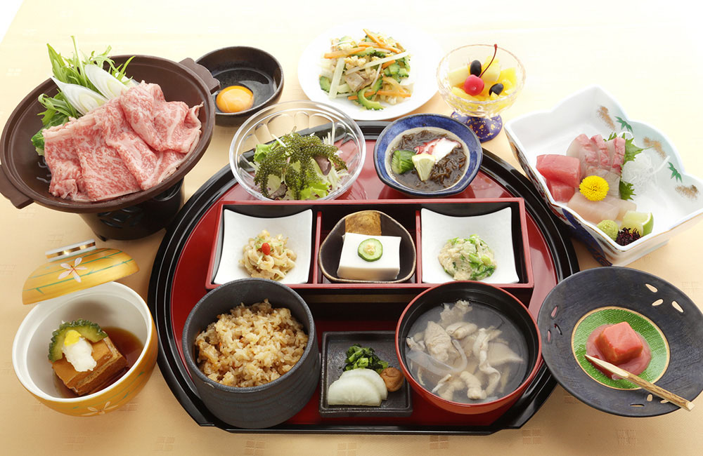 ディナー龍樋　4200円（税別）