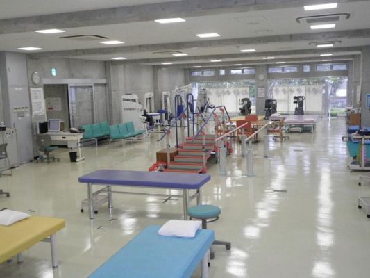 名護市スポーツ リハビリテーションセンター