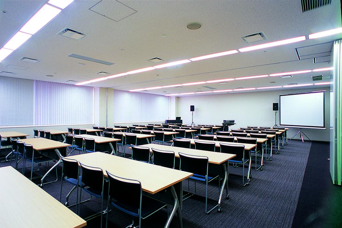 沖縄県市町村自治会館