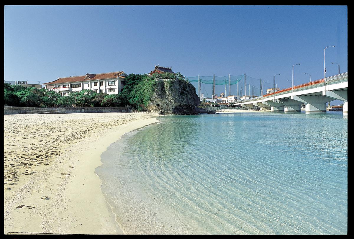 Naminoue Beach
