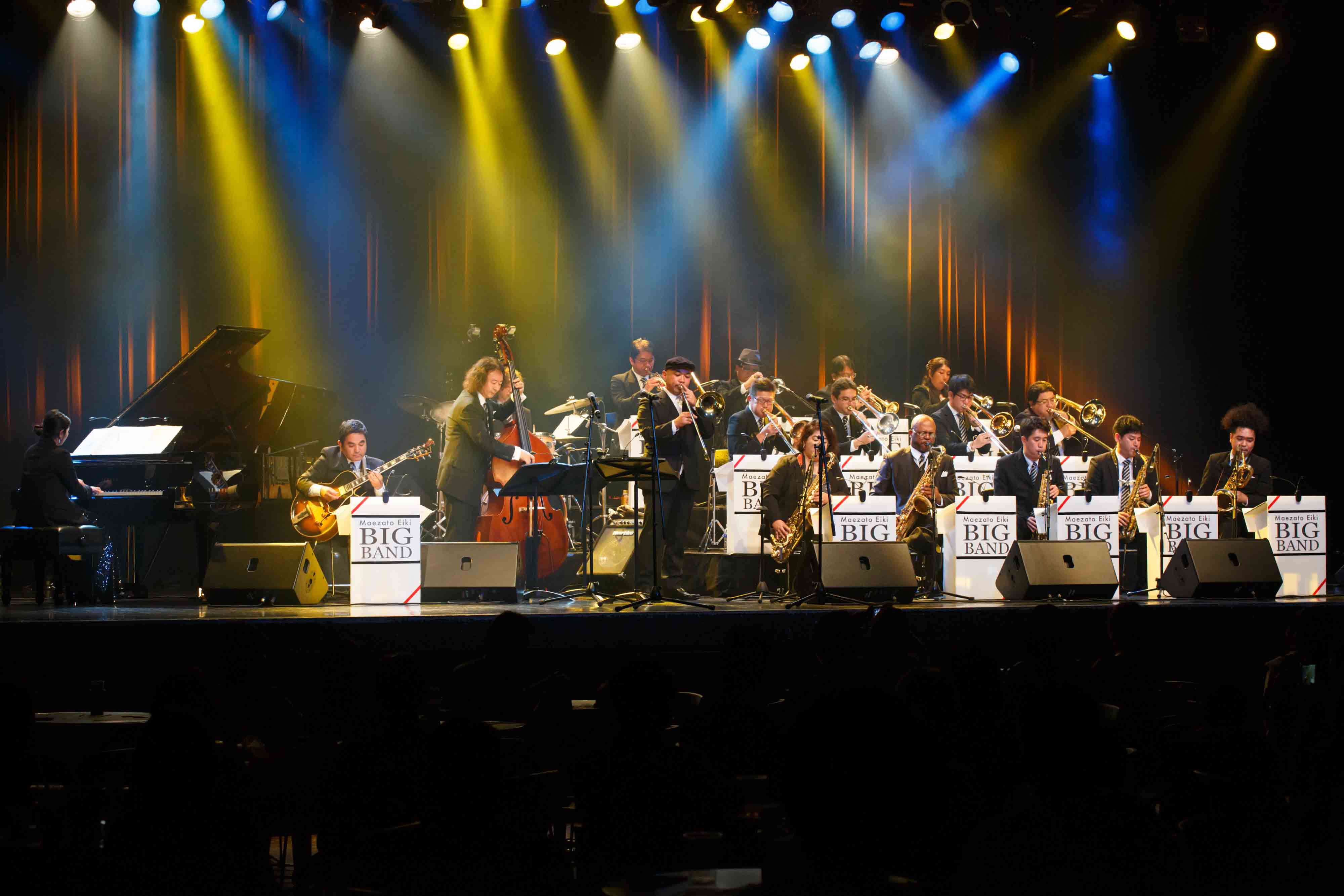 真栄里英樹BIGBAND