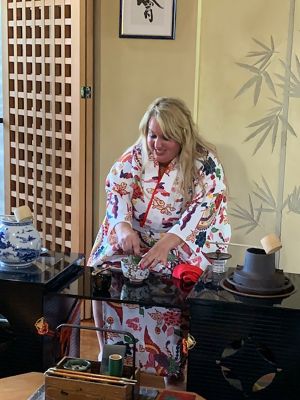 欧米のお客様　茶道体験風景②