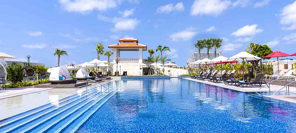 Outdoor pool