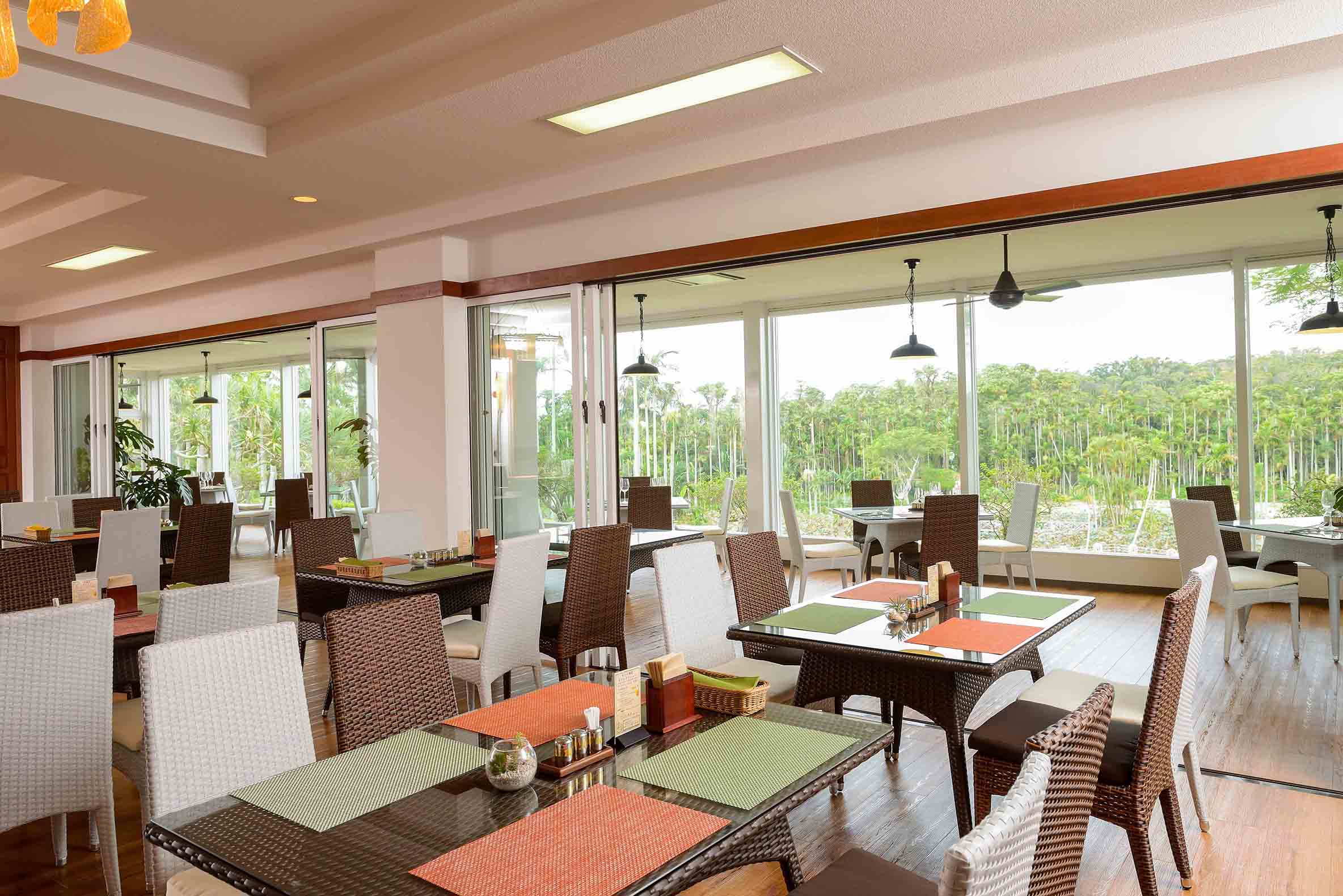 RESTAURANT PEACE