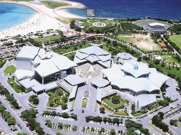 沖縄コンベンションセンター外観