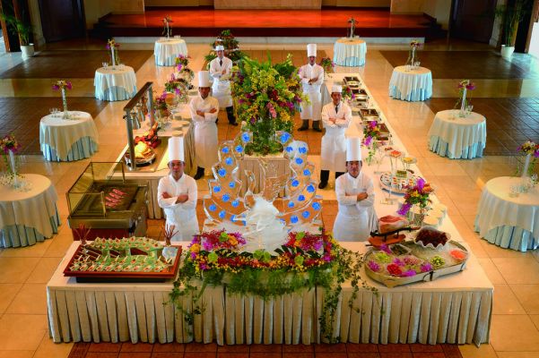 万国津梁館