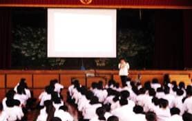 NPO法人　自然体験学校「白砂のビーチで学ぶ ～海洋ゴミとマイクロプラスチック～」