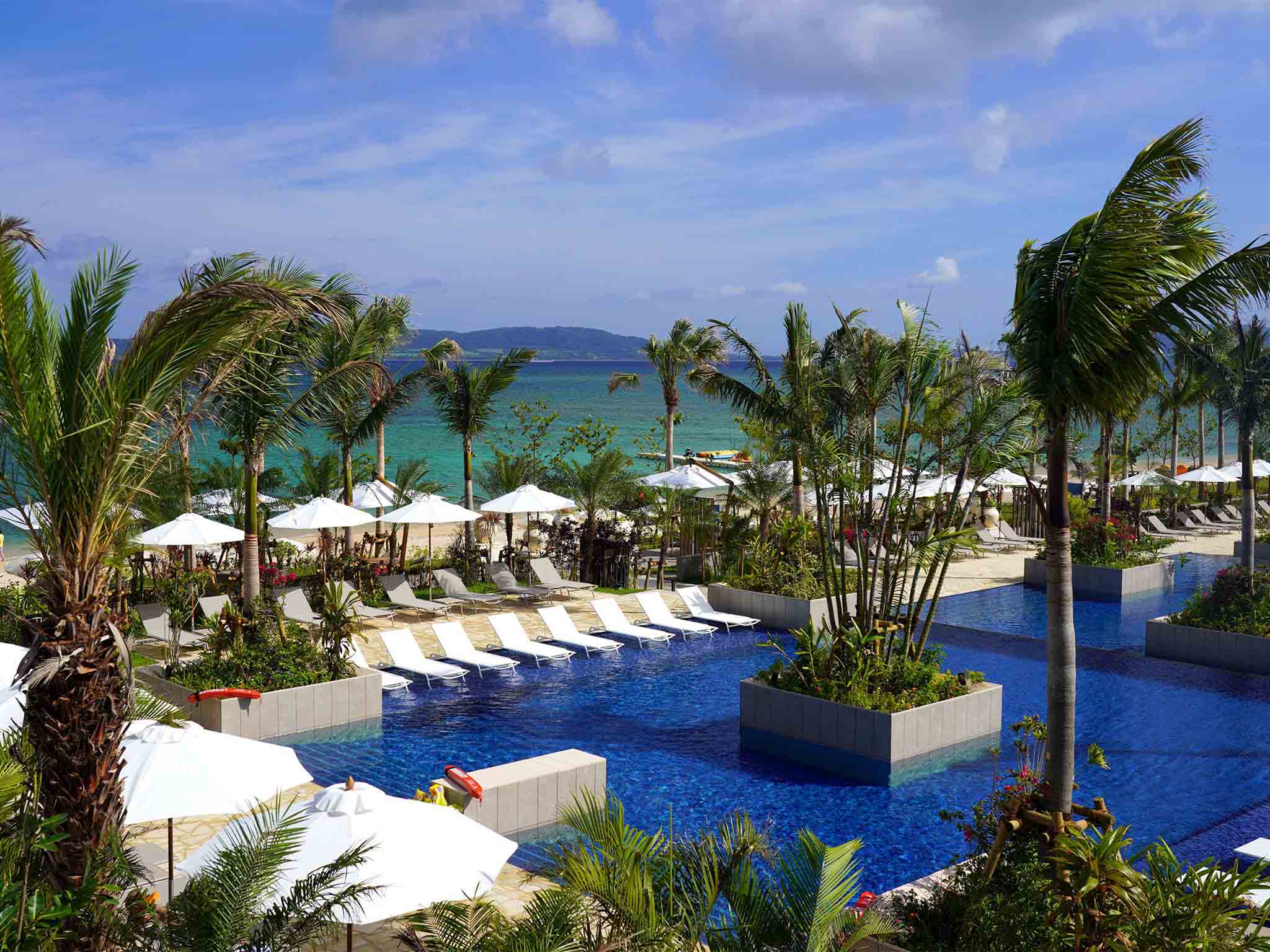 Beachside Pool
