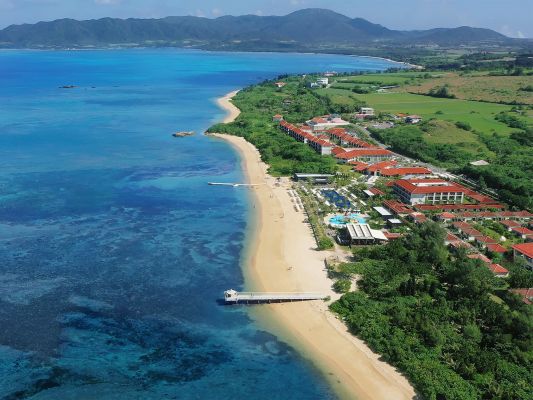 FUSAKI BEACH RESORT HOTEL & VILLAS