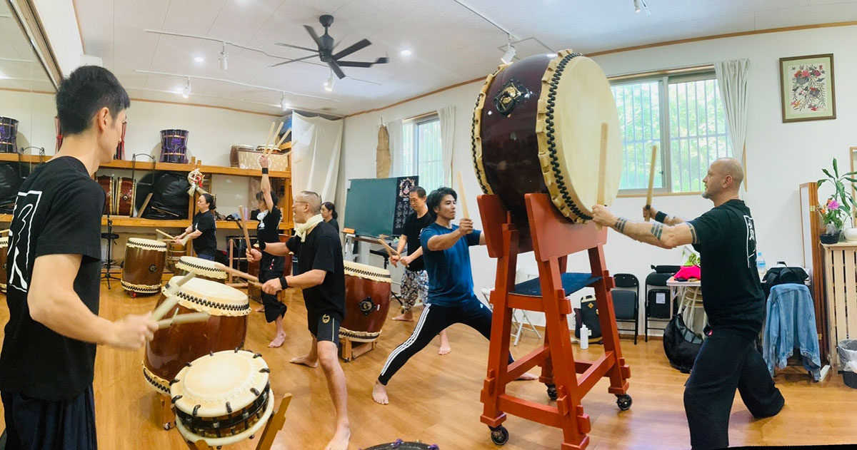 日本の伝統楽器 和太鼓・篠笛の演奏鑑賞／和太鼓体験ワークショップ