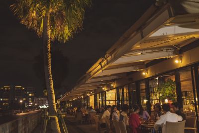 CHATAN HARBOR BREWERY_テラス席_03