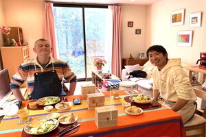 外国人宅へまちなか留学 HelloWorld