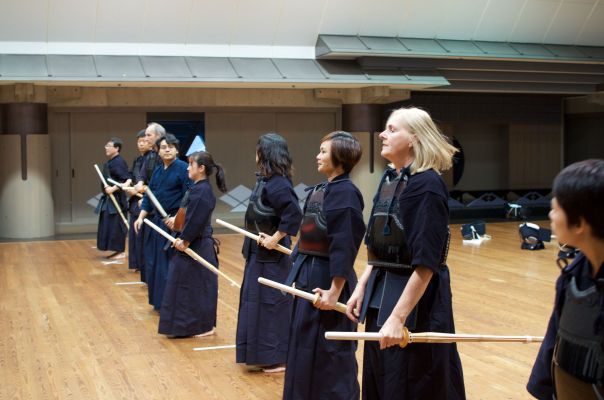 外国人向け剣道体験ツアーSAMURAI TRIP
