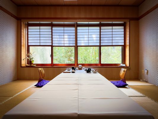 松風苑・飲食店（日本料理、沖縄料理、会席、鍋物等）
