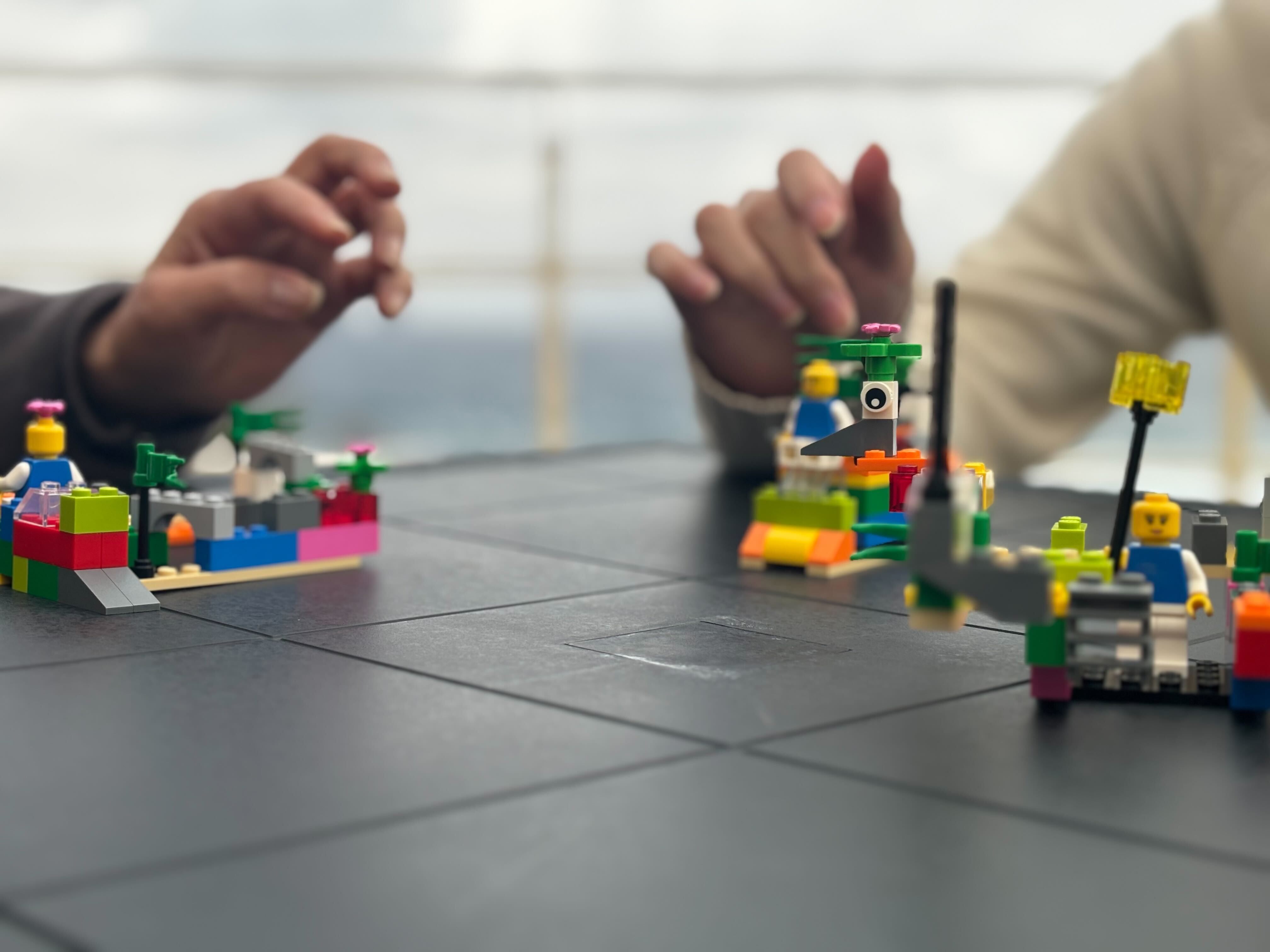琉球新報開発「LEGO® SERIOUS PLAY ®メソッドと教材を活用したワークショップ 」～心地よいストレス～