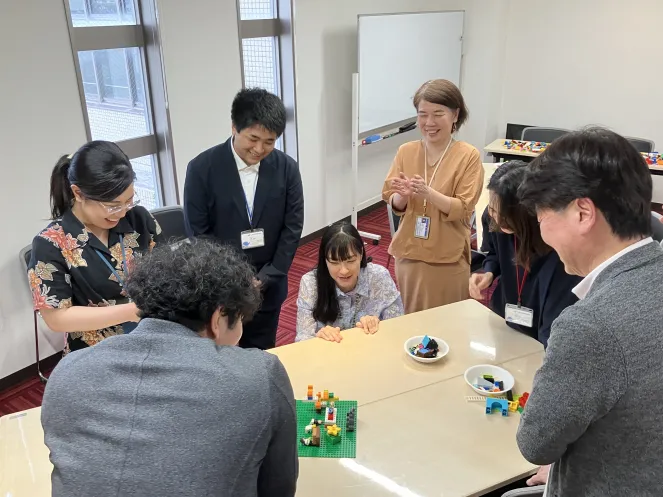 琉球新報開発「LEGO® SERIOUS PLAY ®メソッドと教材を活用したワークショップ 」～心地よいストレス～