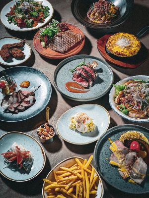 GRILL & BAR YELLOU