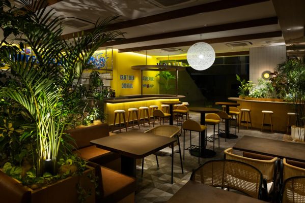 GRILL & BAR YELLOU